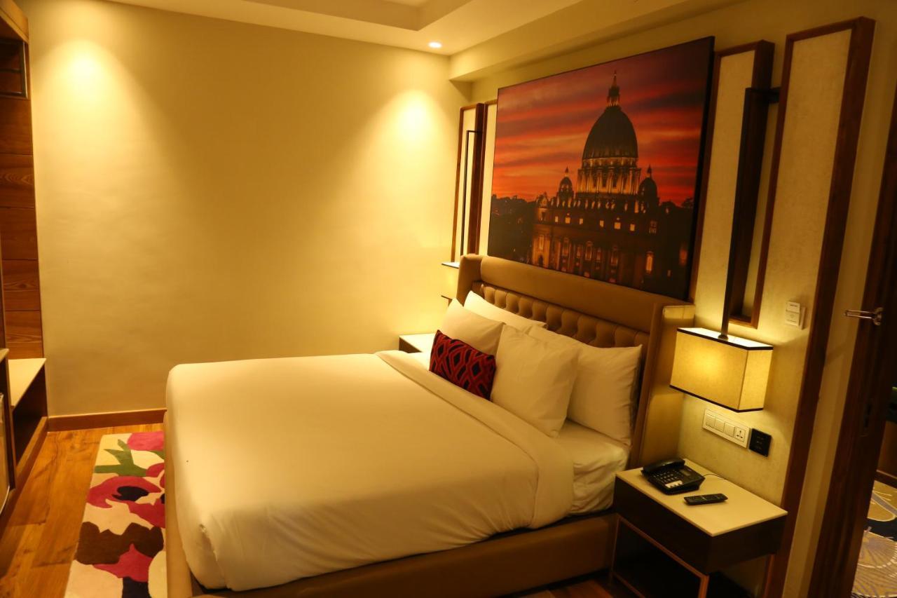 Dreamz Inn & Suites Zirakpur Eksteriør billede