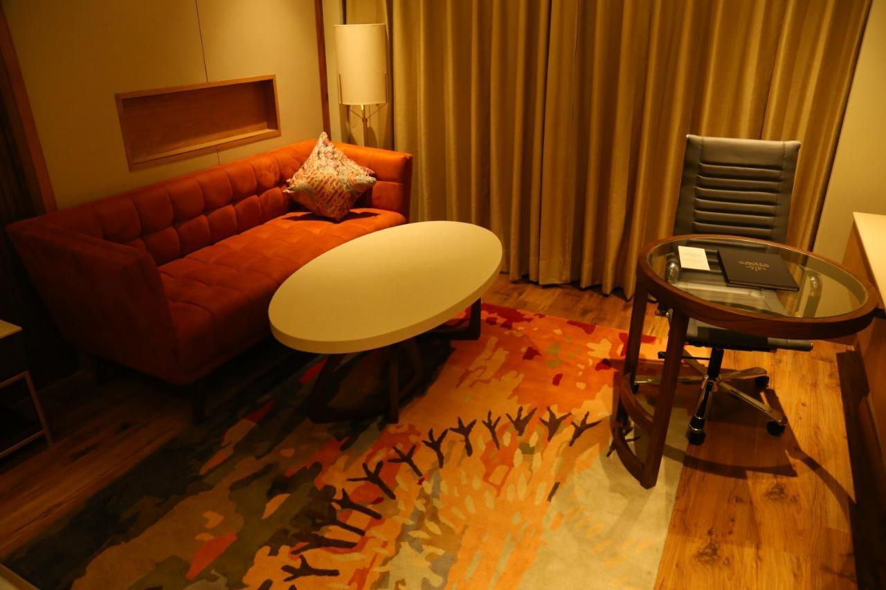 Dreamz Inn & Suites Zirakpur Eksteriør billede